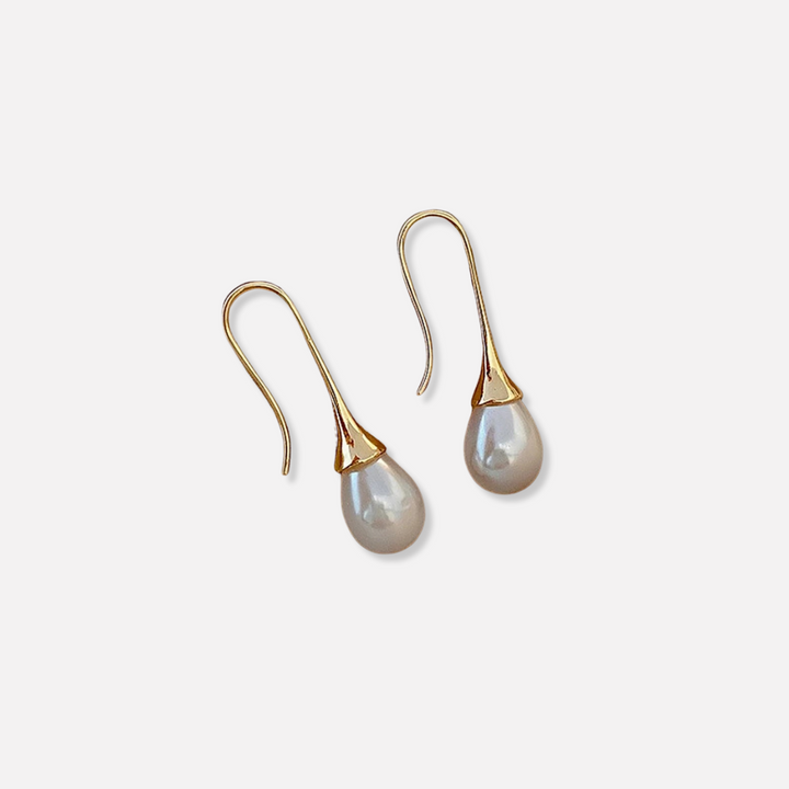 Lucy™ | Helena Classic Pearl Earrings