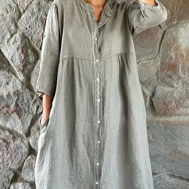 Callista | Effortless Elegance Midi Dress