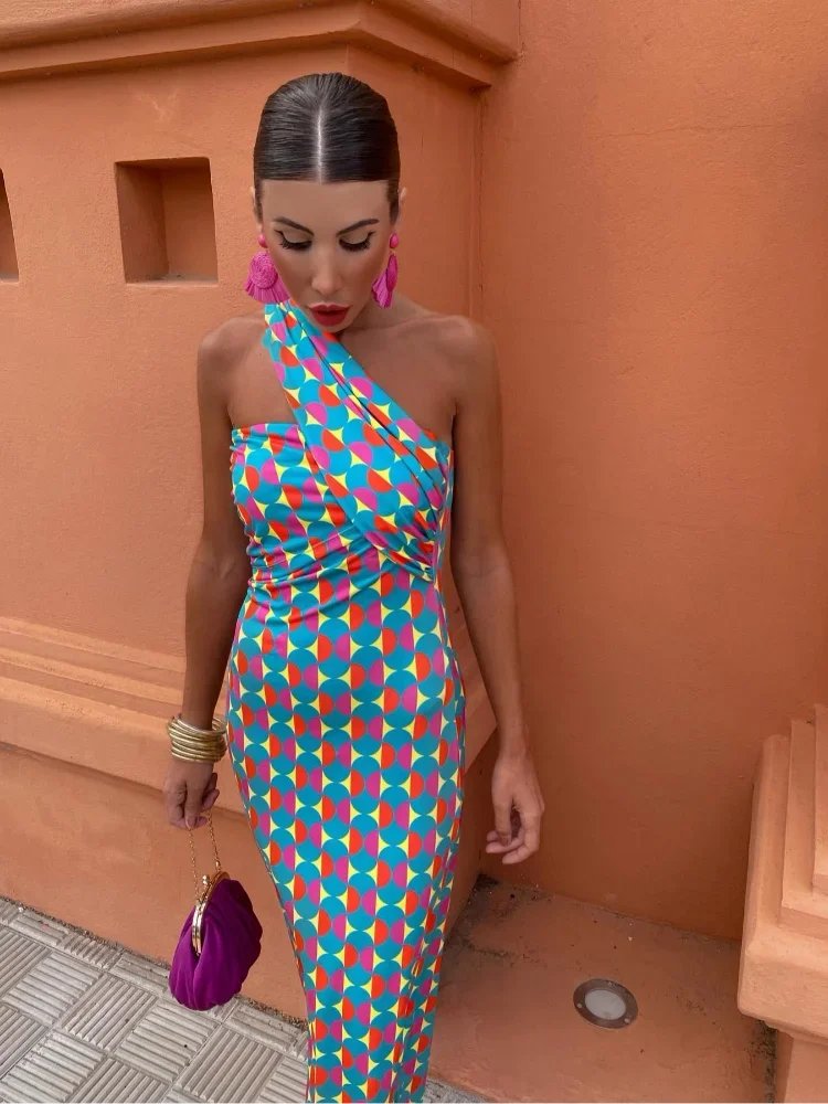The Irmgardi - Chic Midi Dress