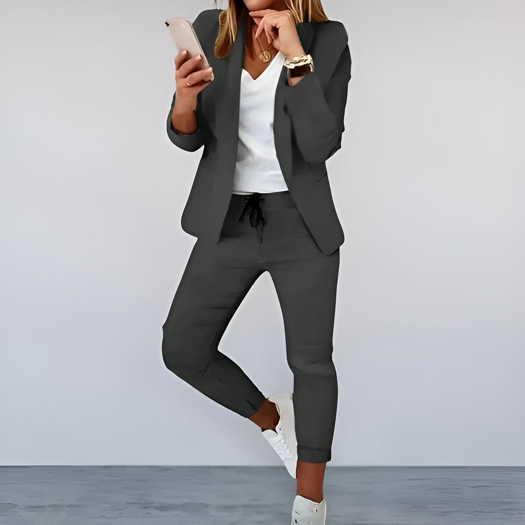 SOFIA™ BLAZERKOSTUME | Tidløs elegance med moderne komfort